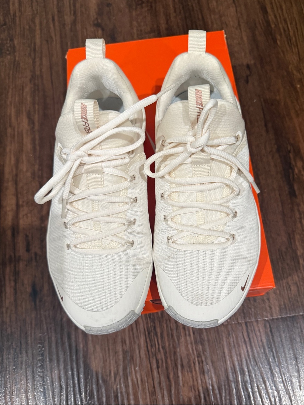 Women’s Nike Metcon 6 - Picture 6 of 7